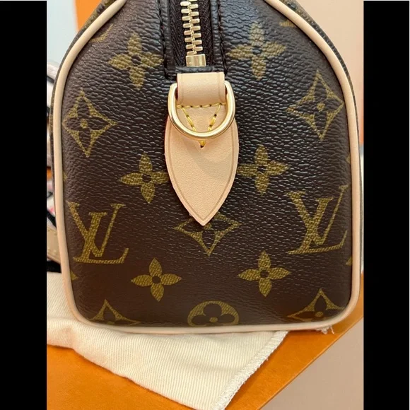 🖤🤍💞Louis Vuitton Speedy 20 bandolier 💞🤍🖤 - Picture 9 of 14